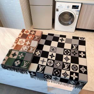 Lv scarf 180x65cm cotton silk Accesories