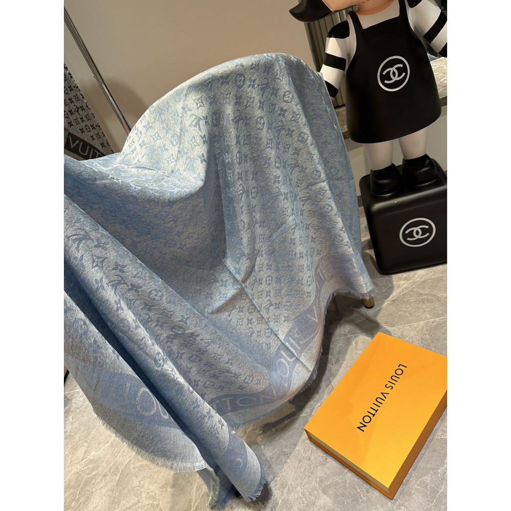Lv scarf 140x140cm cotton silk Accesories