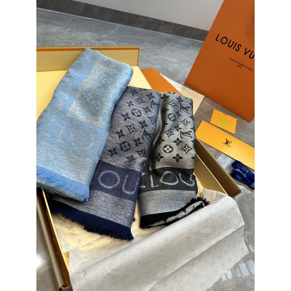 Lv scarf 140x140cm cotton silk Accesories
