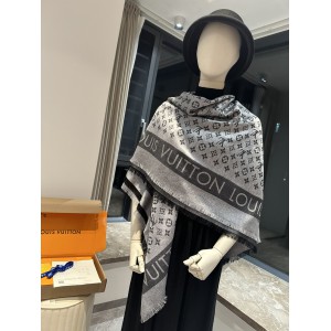 Lv scarf 140x140cm cotton silk Accesories