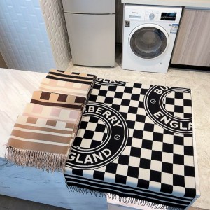 Burberry scarf 180x50cm cotton silk Accesories