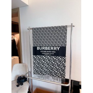 Burberry scarf 180x50cm cotton silk Accesories