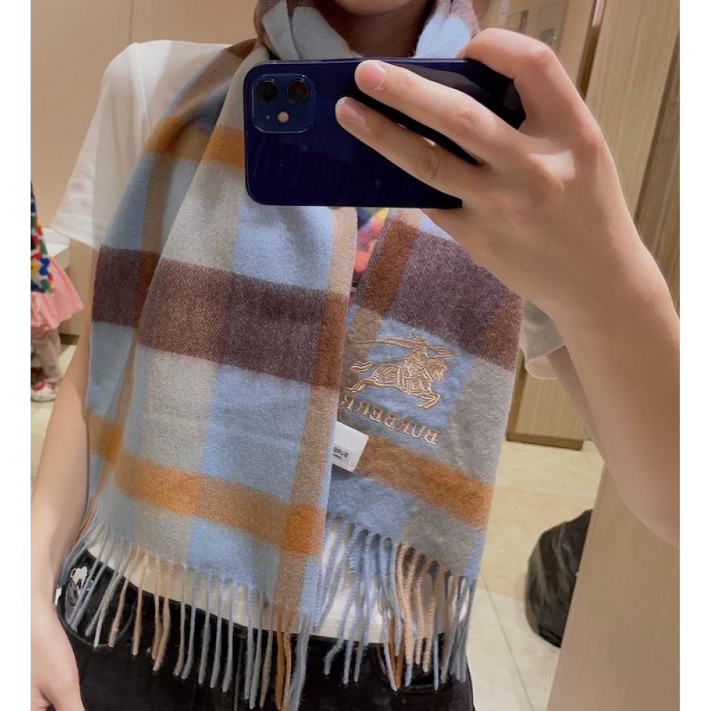 Burberry scarf 180x30cm cotton silk Accesories