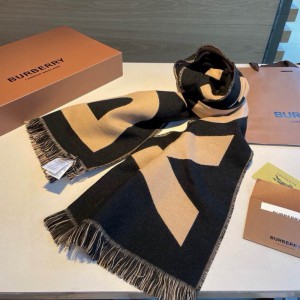 Burberry scarf 180x35cm cotton silk Accesories
