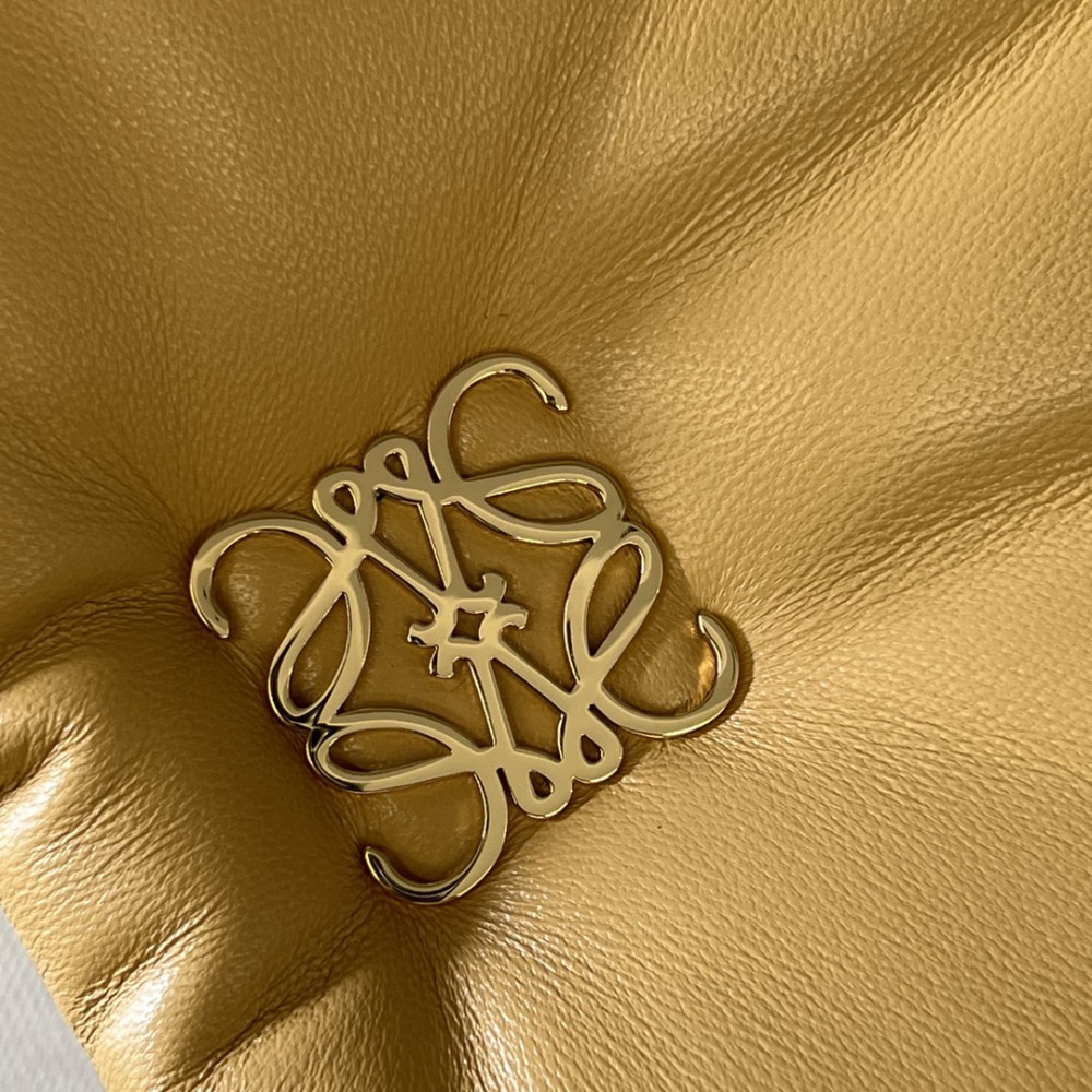 Loewe puffer Goya bag 23x13x6cm Bags