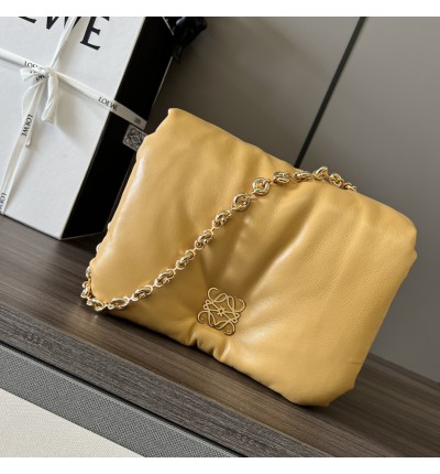 Loewe puffer Goya bag 23x13x6cm