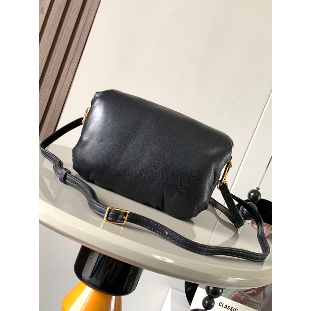 Loewe puffer Goya bag 20x13x6cm Bags