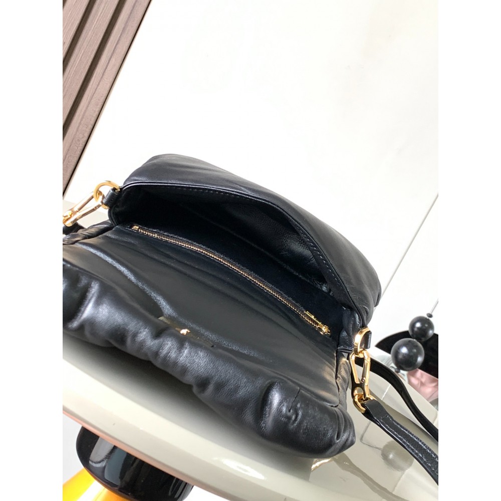 Loewe puffer Goya bag 20x13x6cm Bags