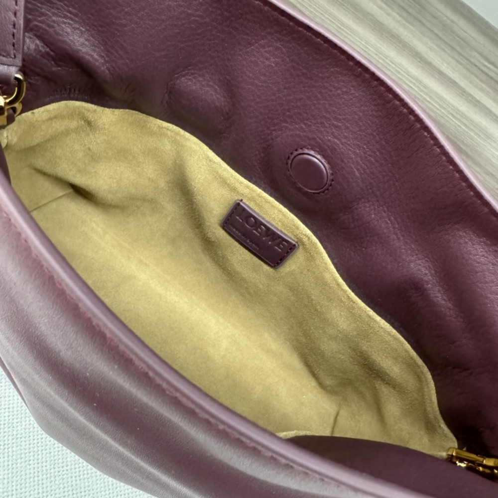 Loewe flamenco bag 23x18x9cm Bags