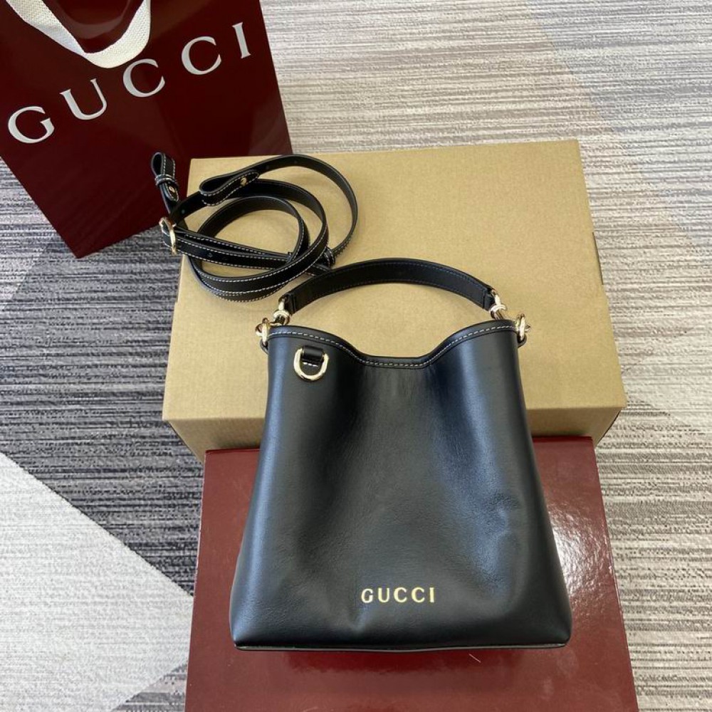 GG Emblem mini bucket bag 815118 19x18x11cm Bags