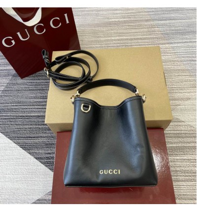 GG Emblem mini bucket bag 815118 19x18x11cm