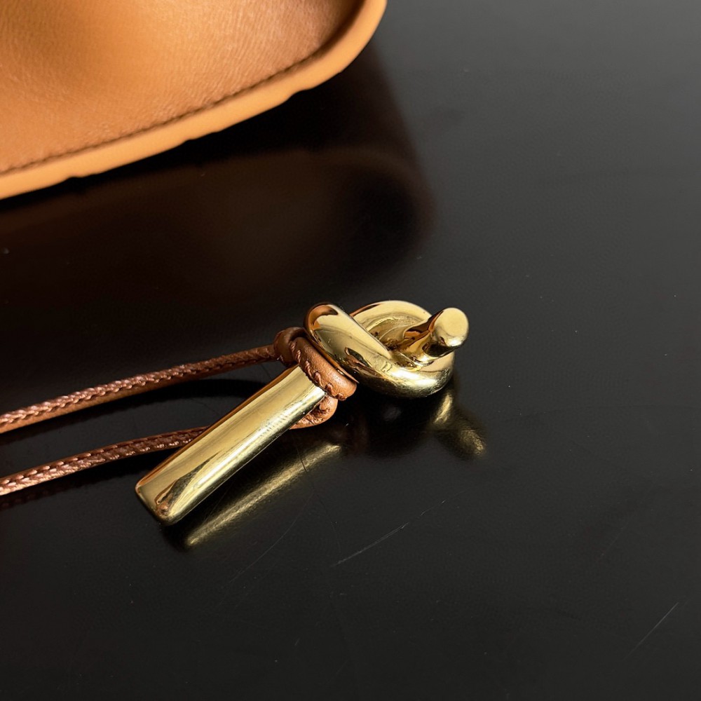 Bottega veneta andiamo clutch 31x13x3cm Bags