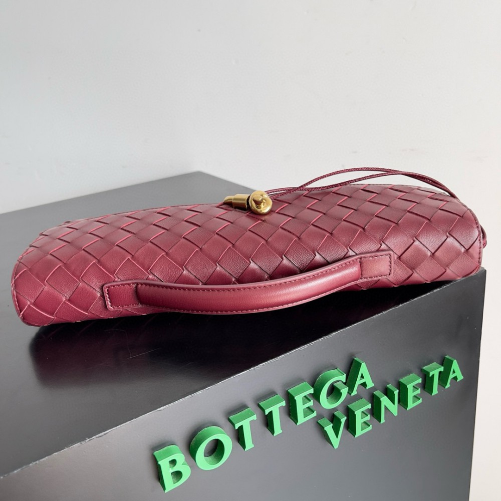 Bottega veneta andiamo clutch 31x13x3cm Bags