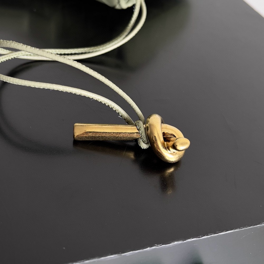 Bottega veneta andiamo clutch 31x13x3cm Bags