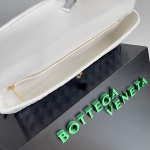 Bottega veneta andiamo clutch 31x13x3cm Bags