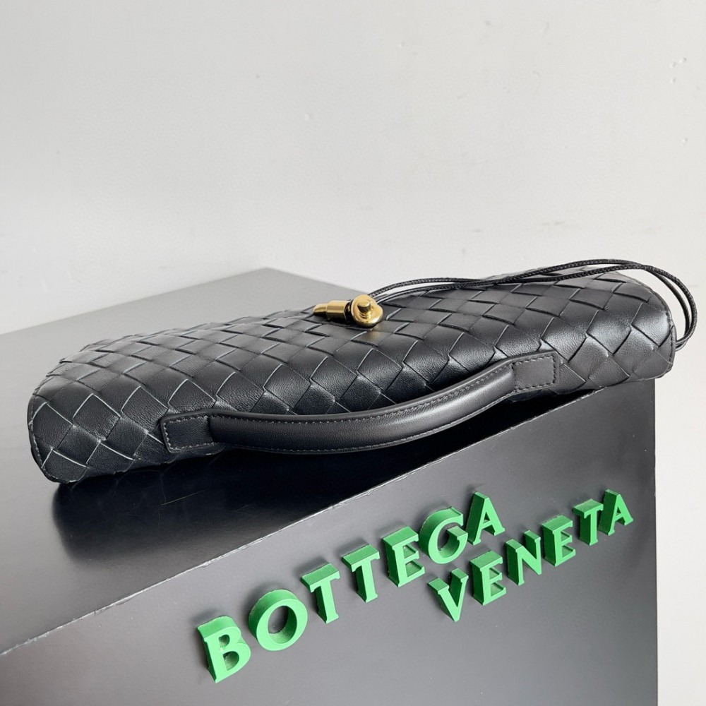 Bottega veneta andiamo clutch 31x13x3cm Bags