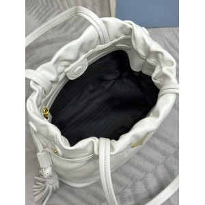 Prada Nappa leather shoulder bag 30x23x15cm Bags