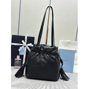 Prada Nappa leather shoulder bag 30x23x15cm Bags