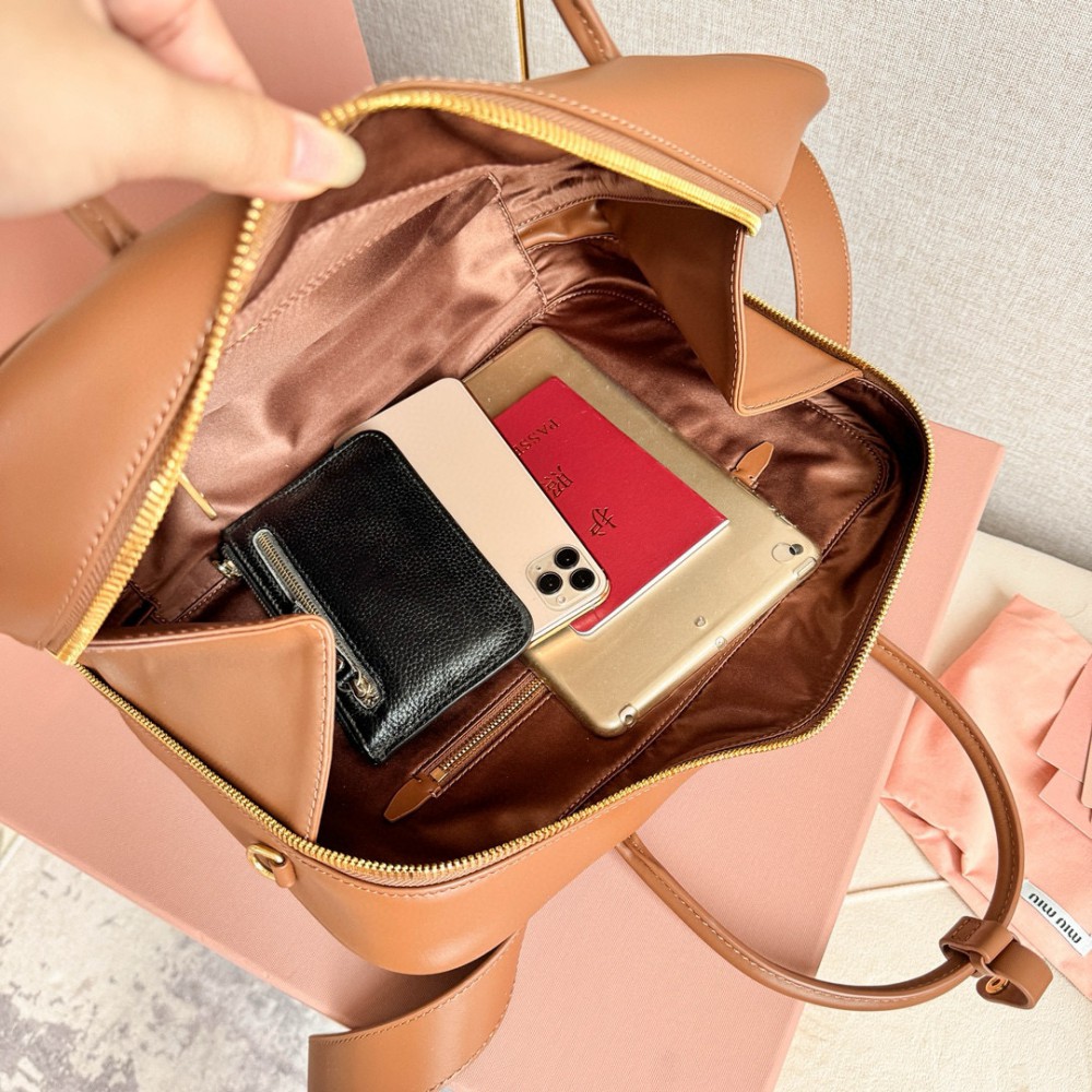 Miu Miu BEAU bag 34X23X11cm Bags