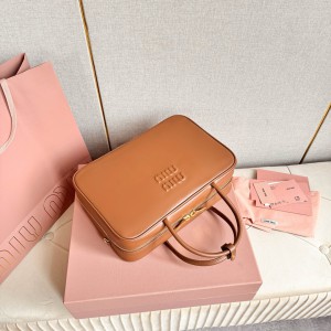Miu Miu BEAU bag 34X23X11cm Bags