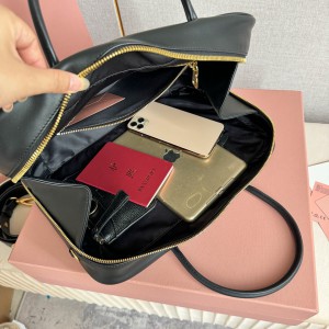 Miu Miu BEAU bag 34X23X11cm Bags