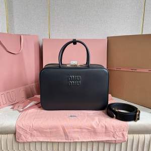 Miu Miu BEAU bag 34X23X11cm Bags