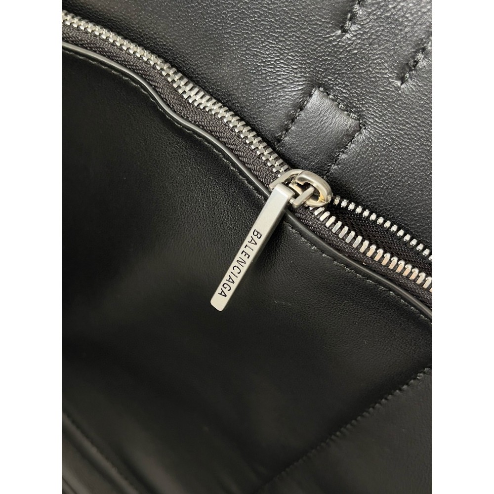 Balenciaga Bel Air medium Carry All Bag 37x27x18cm Bags