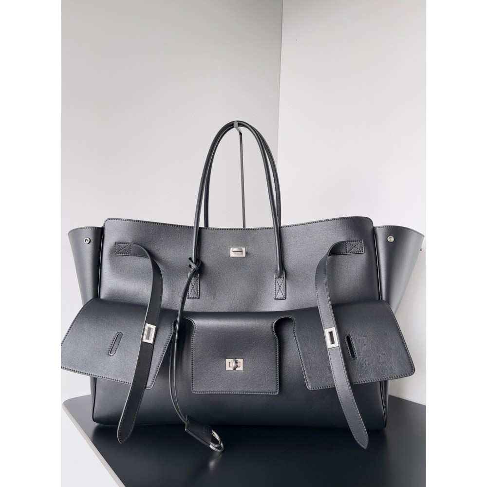 Balenciaga Bel Air Xl Carry All Bag 51.8x61.9x23.8cm Bags