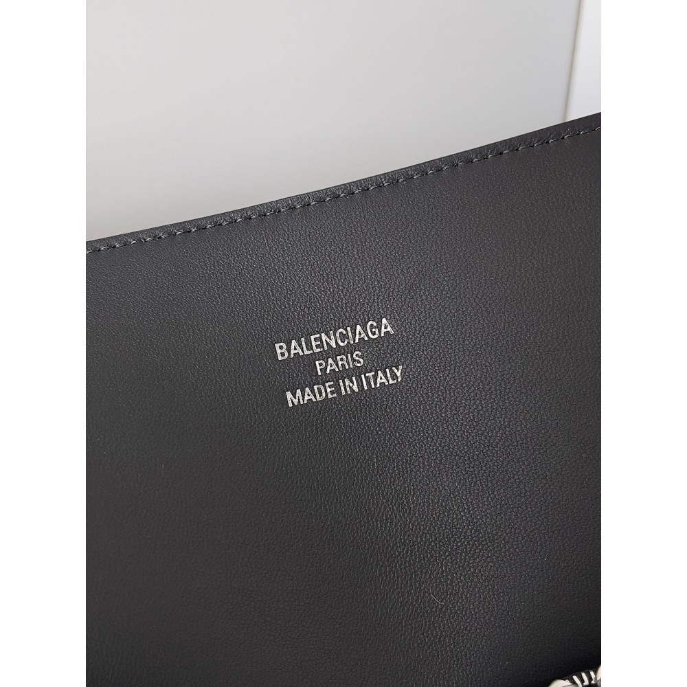 Balenciaga Bel Air Xl Carry All Bag 51.8x61.9x23.8cm Bags