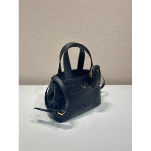 Prada tote bag leather 100% small size 26x17x13.5cm Bags