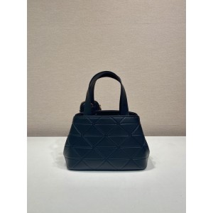 Prada tote bag leather 100% small size 26x17x13.5cm Bags