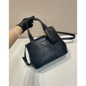 Prada tote bag leather 100% small size 26x17x13.5cm Bags