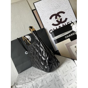Chanel hobo 38×20×10.5cm 