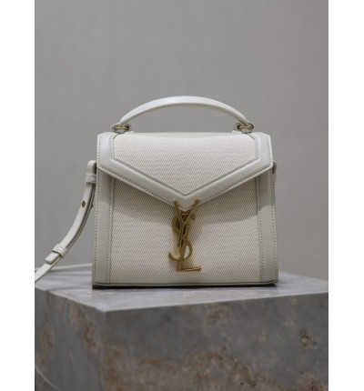 Ysl mini cassandra bag 20 x 16 x 7,5 CM