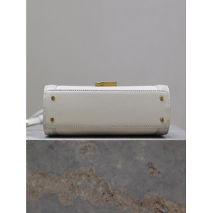 Ysl mini cassandra bag 20 x 16 x 7,5 CM Bags