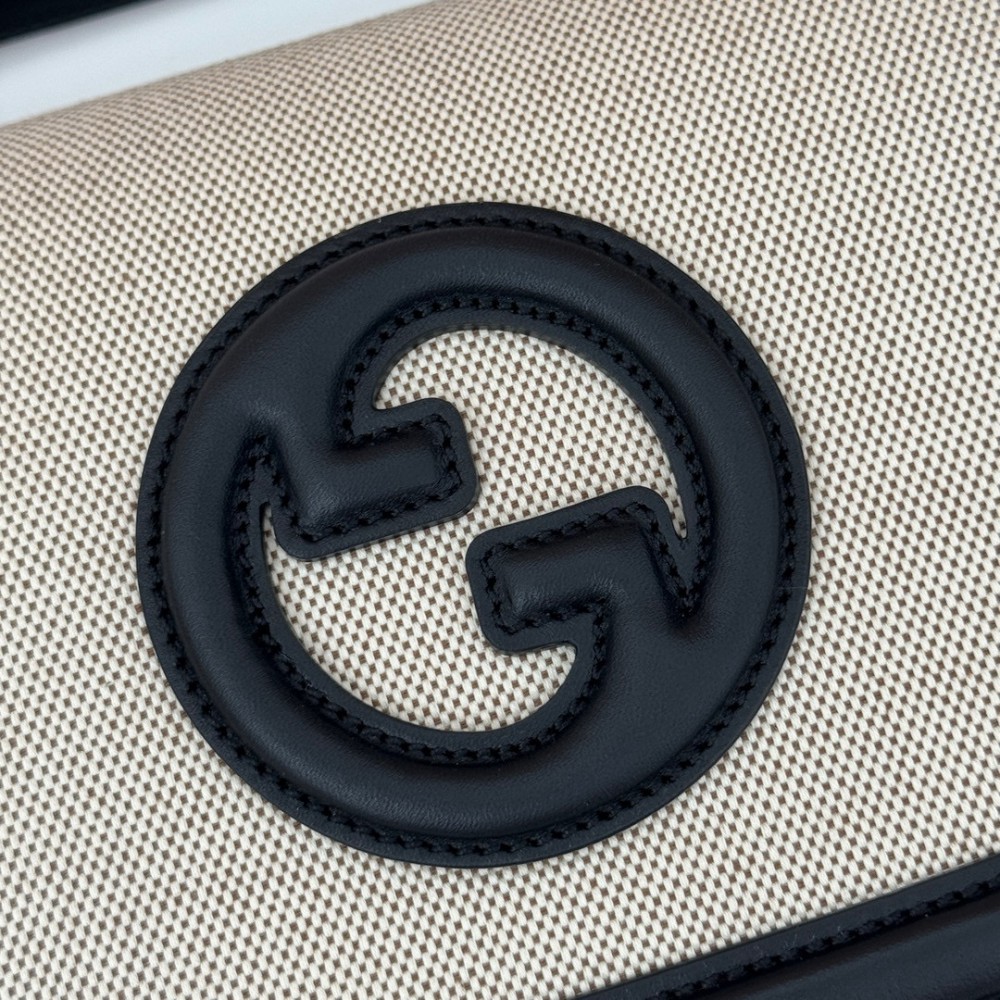 Gucci Blondie small top handle bag 815714 26.5x16.5x8.5cm Bags