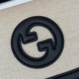 Gucci Blondie small top handle bag 815714 26.5x16.5x8.5cm Bags