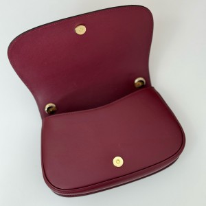 Gucci Blondie small top handle bag 815714 26.5x16.5x8.5cm Bags