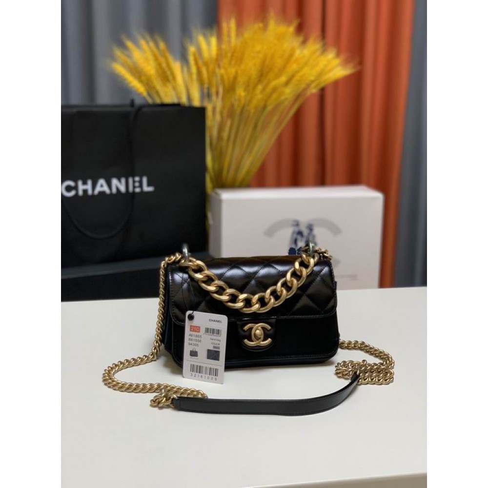 Chanel classic flap 2025 20cm Bags