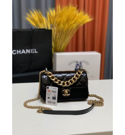 Chanel classic flap 2025 20cm