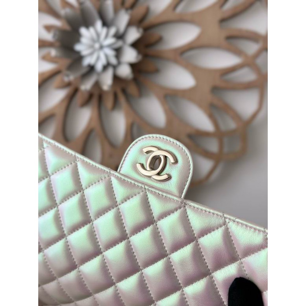 Chanel classic flap bag medium size 25.5X15X6cm iridiscent Bags