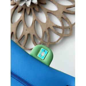 Chanel classic flap bag medium size 25.5X15X6cm Bags