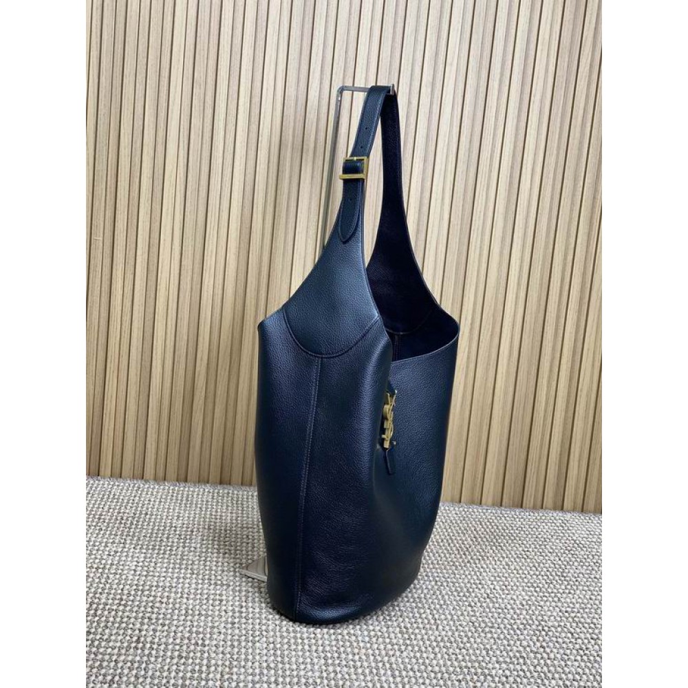 Ysl LE 5 À 7 hobo in grained leather 26 X 31.5 X 13.5 CM Bags