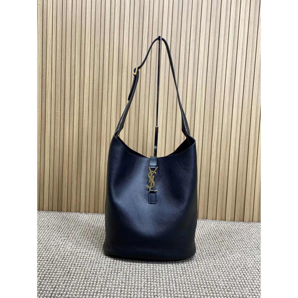 Ysl LE 5 À 7 hobo in grained leather 26 X 31.5 X 13.5 CM Bags