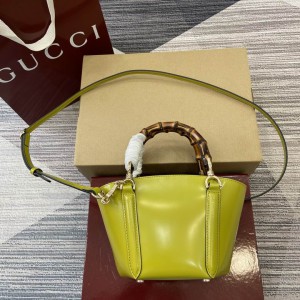 Gucci Mini bamboo top handle tote bag 805832 27x16x14x4,4cm 