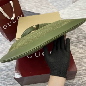 Gucci B medium shoulder bag suede 815924 W49cm x H46cm x D4cm Bags