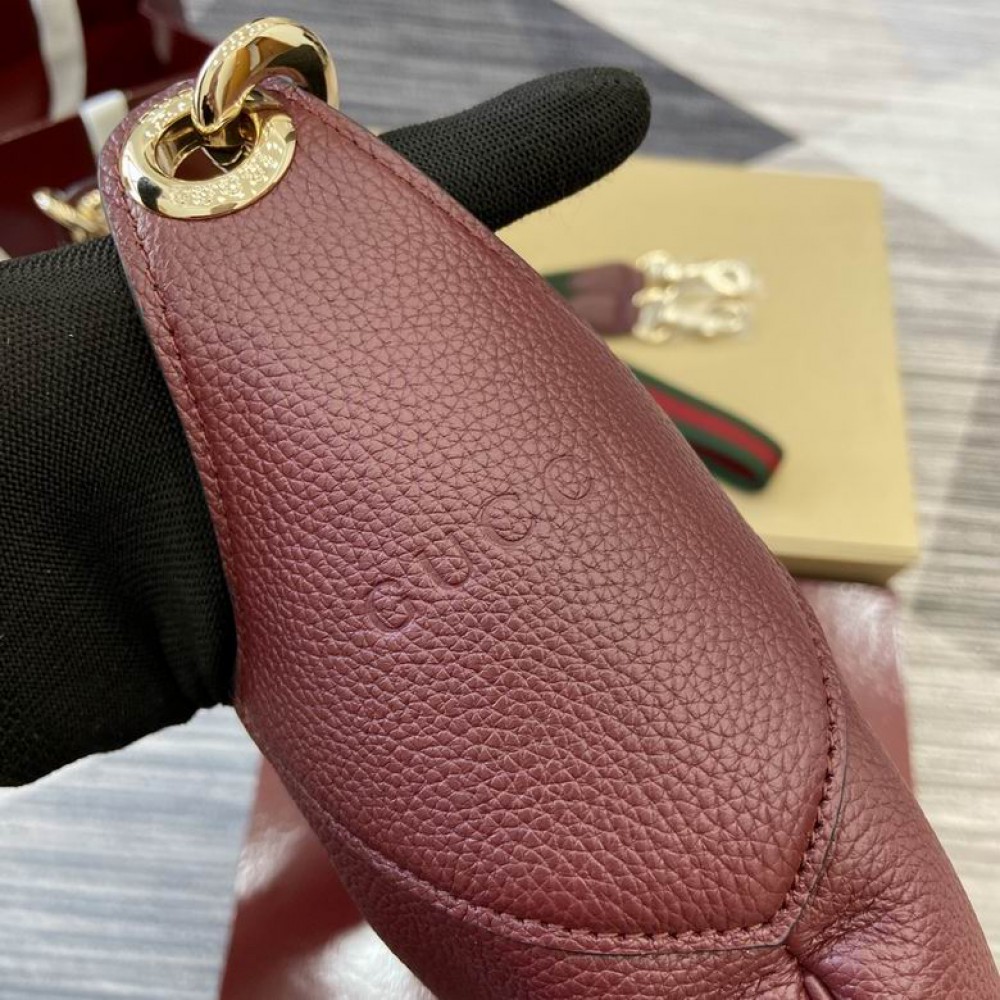 Gucci B medium shoulder bag 815924 W49cm x H46cm x D4cm Bags