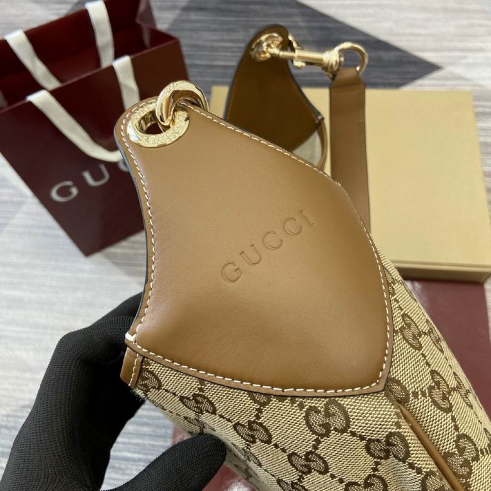 Gucci B medium shoulder bag suede 815924 W49cm x H46cm x D4cm Bags