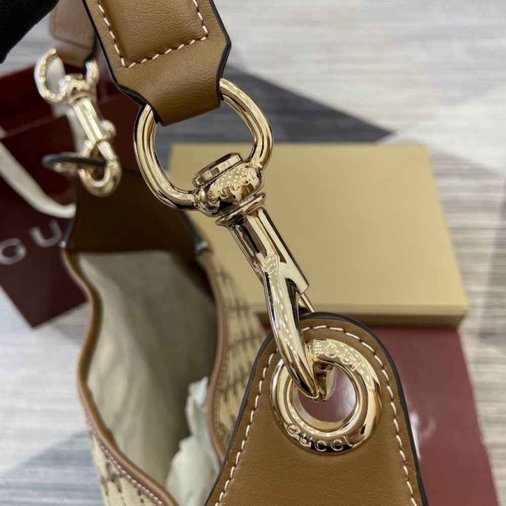 Gucci B medium shoulder bag suede 815924 W49cm x H46cm x D4cm Bags