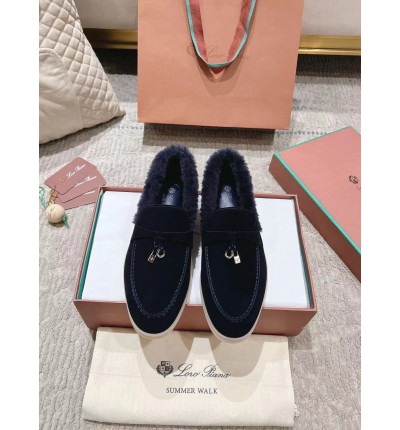 Loro Piana summer walks fur 35-45